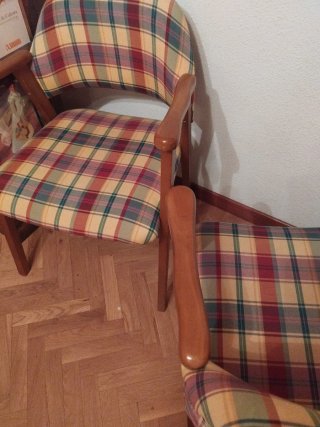 2 Sillas Madera Tapizadas Tela Tartán