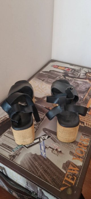 Sandalias de plataforma negras
