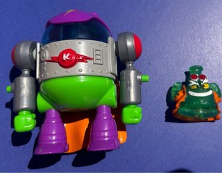 SuperThing Profesor K + Robot