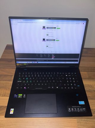 Acer Predator Helios 18 RTX 4090 | i9-14900HX 64GB RAM 2TB SSD