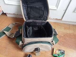 Videocámara Fujifilm con accesorios