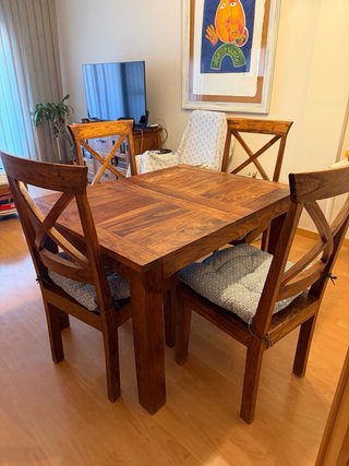 Conjunto Muebles de comedor de madera y cristal