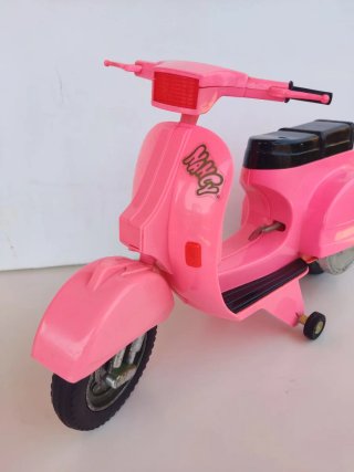 Moto Nancy Rosa