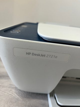 Stampante HP multifunzione DeskJet 2721e