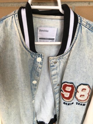 Cazadora Béisbol Vaquera Bershka