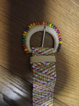 Cintura intrecciata multicolore con fibbia