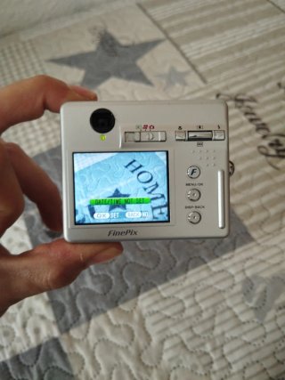 Cámara Fujifilm FinePix F440 !!
