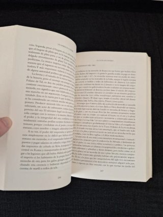 Yuval Noah Harari. Sapiens. De animales a dioses