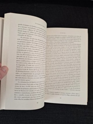 Yuval Noah Harari. Sapiens. De animales a dioses