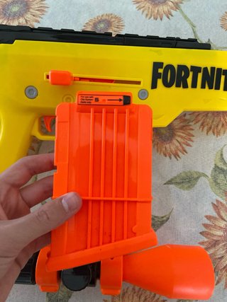 Pistola Nerf Fortnite Balines + Accesorios