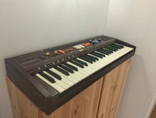 Casio CT-403 Casiotone Sintetizador 49 Teclas