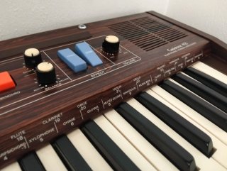 Casio CT-403 Casiotone Sintetizador 49 Teclas