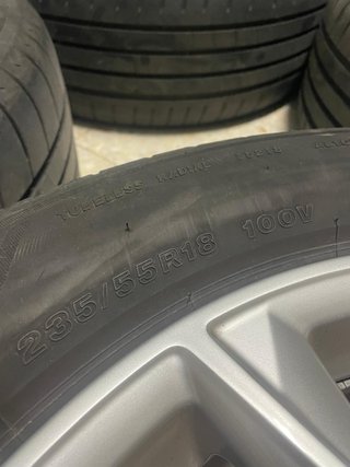 Llantas Audi Originales con Neumáticos Bridgestone