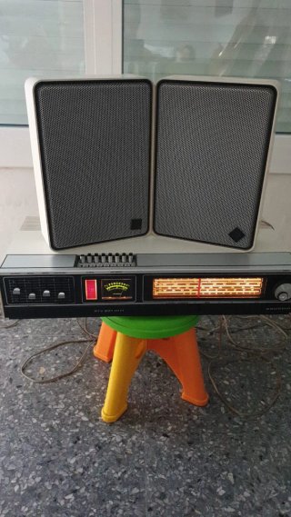 Grundig RTV 201 HiFi Amplificador y Bafles