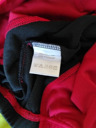 Maillot Ciclismo Infantil Rojo y Negro.