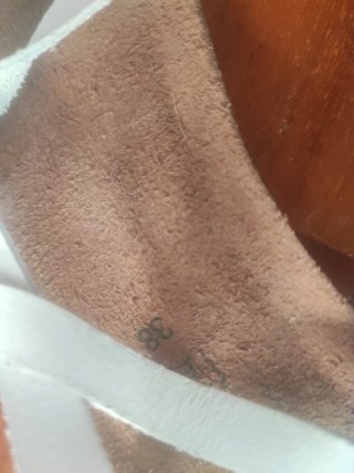 Sandalias blancas de tiras cruzadas