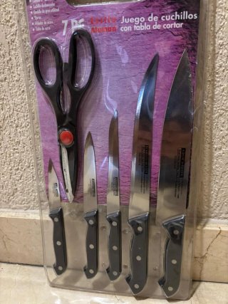 Set di coltelli da cucina Hers 7 pezzi con tagliere