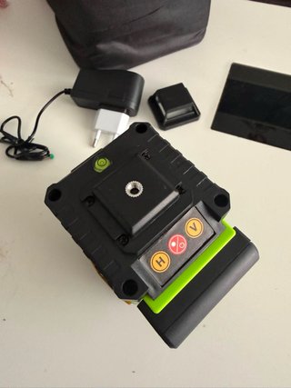 Nivel láser autonivelante 8 líneas