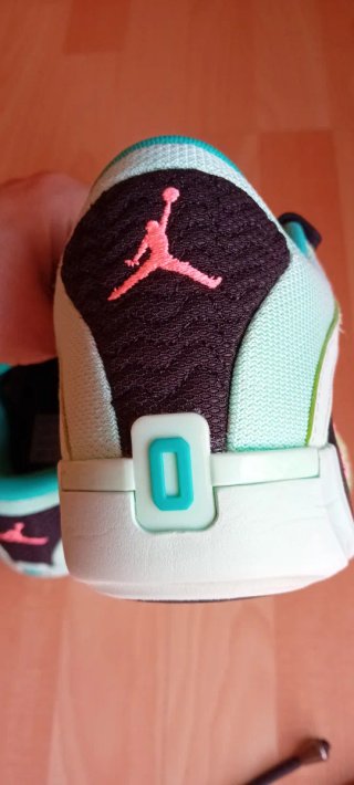 Zapatillas Baloncesto Talla 42