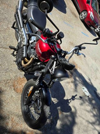 Triumph Scrambler 900 - 4975 km