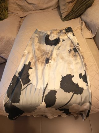 Lote 3 faldas y 1 pantalón Talla Xl