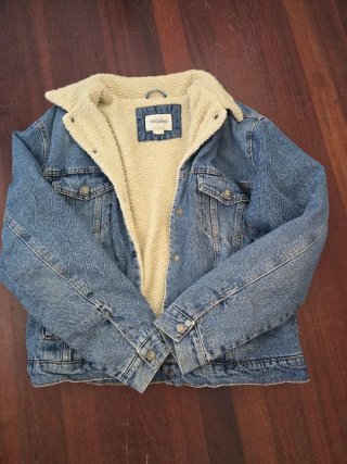 Cazadora vaquera Pull&Bear forrada
