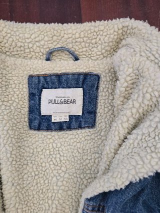 Cazadora vaquera Pull&Bear forrada