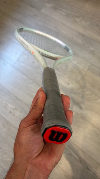 Raqueta de tenis Wilson Shift 99 305g