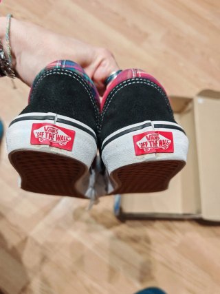 Deportivas VANS a cuadros