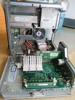 Apple Power Mac G4 Quicksilver Retro