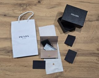 Cartera Prada Beige