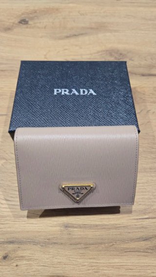 Cartera Prada Beige