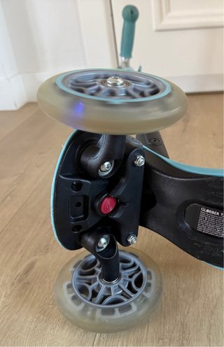 Patinete Globber LED 3 Ruedas Verde