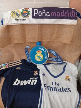 Lote Ropa y Accesorios Real Madrid