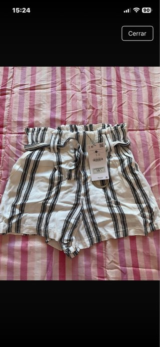 Bershka Shorts Talla S Rayas Blanco y Negro