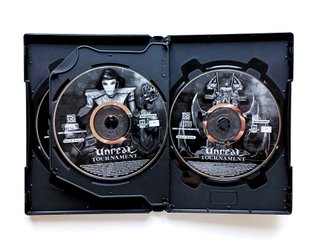 Totally Unreal pc cd