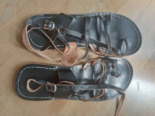 Sandalias Romanas de Cuero