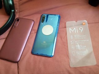 Xiaomi Mi 9 con Protector de Pantalla