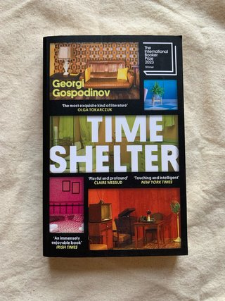 Libro en inglés: Time shelter.