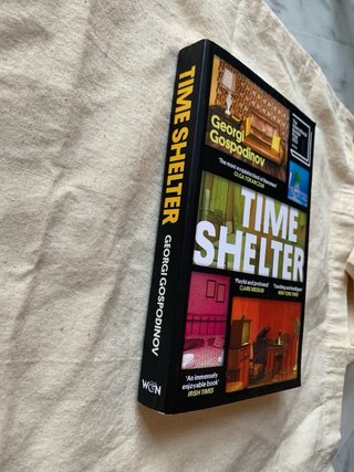 Libro en inglés: Time shelter.