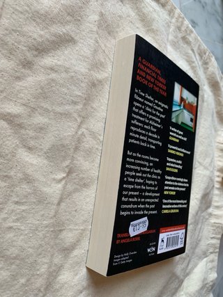 Libro en inglés: Time shelter.