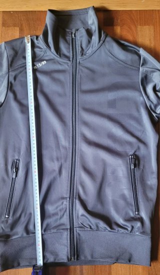 Chaqueta Jack & Jones gris cremallera T.S