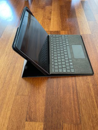 Funda Gris para Surface Pro