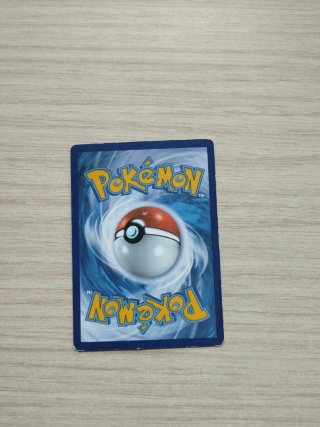 Carta Pokémon Pikachu Holográfica 2015