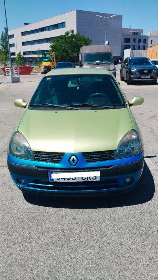 Renault Clio 2003