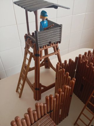 Playmobil Fort Randall Headquarters