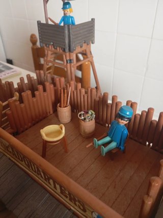 Playmobil Fort Randall Headquarters