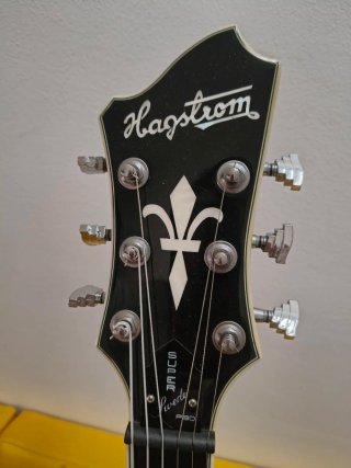 Hagstrom Super Swede P90