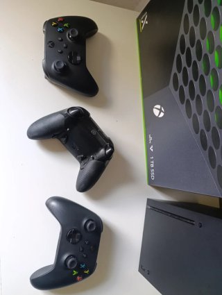 Xbox Series X + Mando Scuf Instinct Pro