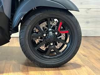 Yamaha Tricity 300